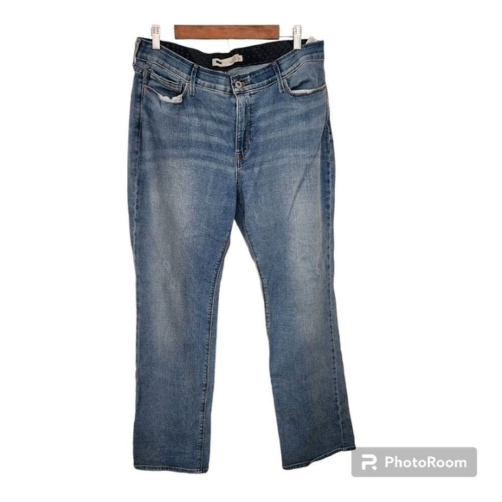 P5011 perfect waist 525 straight leg jeans light wash denim  size 16/33in